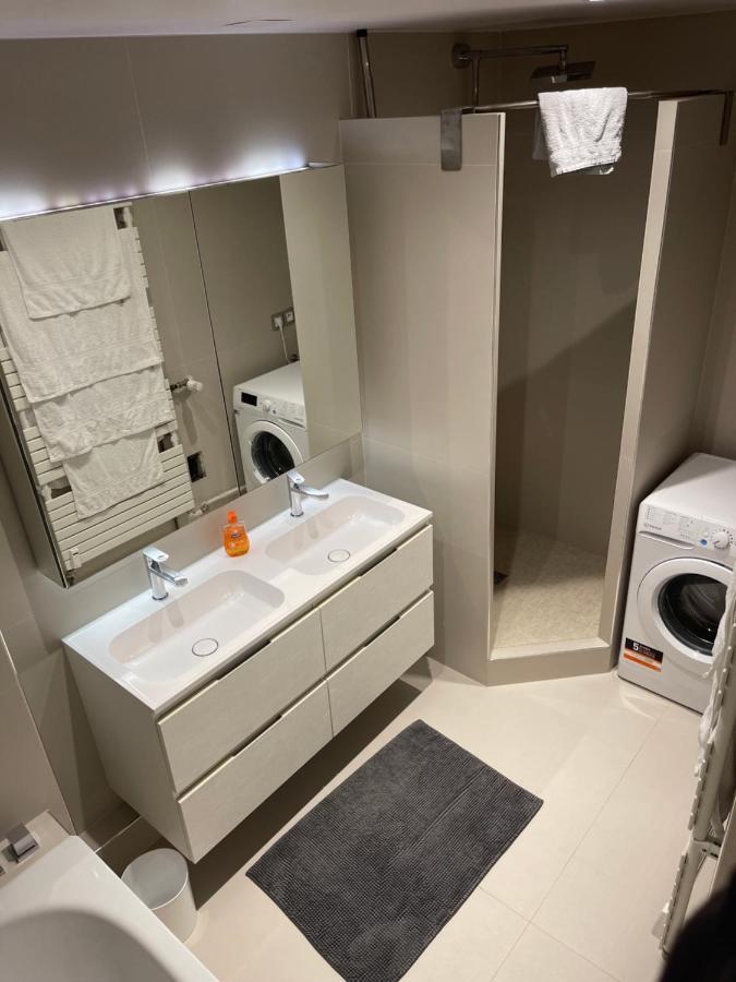 Superbe Appartement Avec Place De Parking Gratuit Strazburg Dış mekan fotoğraf
